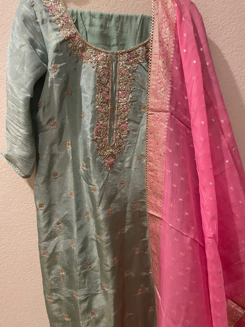 Pistachio silk suit